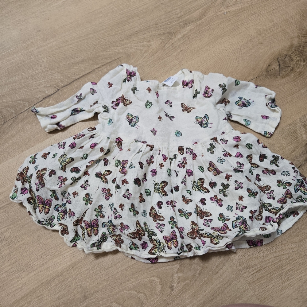 Old navy baby girl butterfly cotton spring/summer dress size 0-3 months